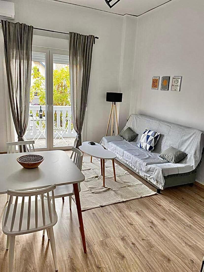 Comfortable Apartment In The City Center アテネ エクステリア 写真