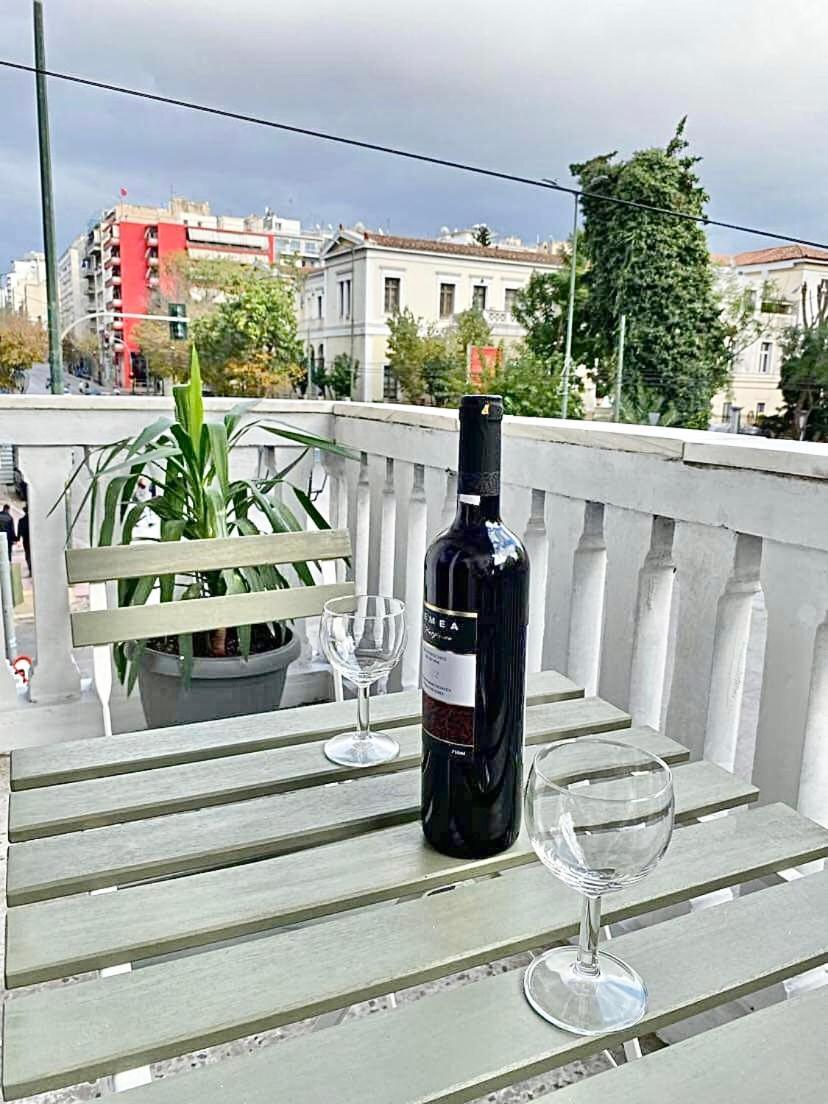 Comfortable Apartment In The City Center アテネ エクステリア 写真